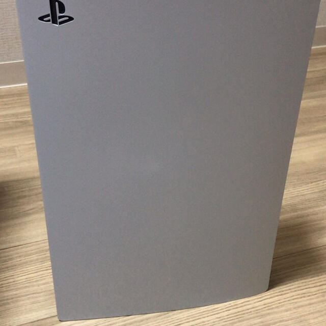 PlayStation 本体プラスソフト３本セットの通販 by nagimaru324's shop｜プレイステーションならラクマ - PlayStation 5 HOT低価