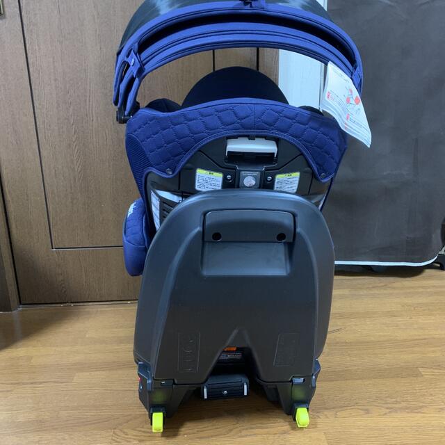 Aprica(アップリカ)のアップリカ フラディアグロウ　ISOFIX プレミアム　チャイルドシート キッズ/ベビー/マタニティの外出/移動用品(自動車用チャイルドシート本体)の商品写真