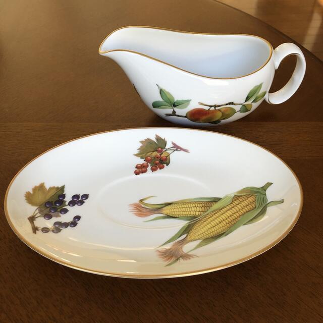 Royal Worcester(ロイヤルウースター)の【美品】ロイヤルウースター★イヴシャム★2点と　スポード おまとめ インテリア/住まい/日用品のキッチン/食器(食器)の商品写真