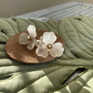 ピアス(ピアス)