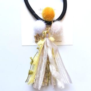 【sale】カラフルなタッセルのヘアゴム*【a15】(ヘアアクセサリー)