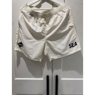 エフシーアールビー(F.C.R.B.)のFCRB WIND AND SEA ショーツ　ホワイト　s(ショートパンツ)