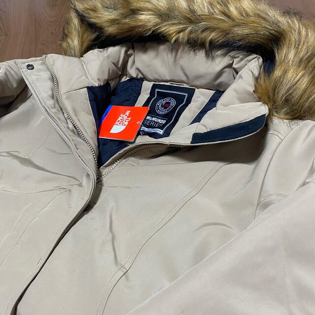 THE NORTH FACE(ザノースフェイス)の新品　タグ付き　ノースフェイス マクマードパーカー　ベージュ　XL レディースのジャケット/アウター(ロングコート)の商品写真