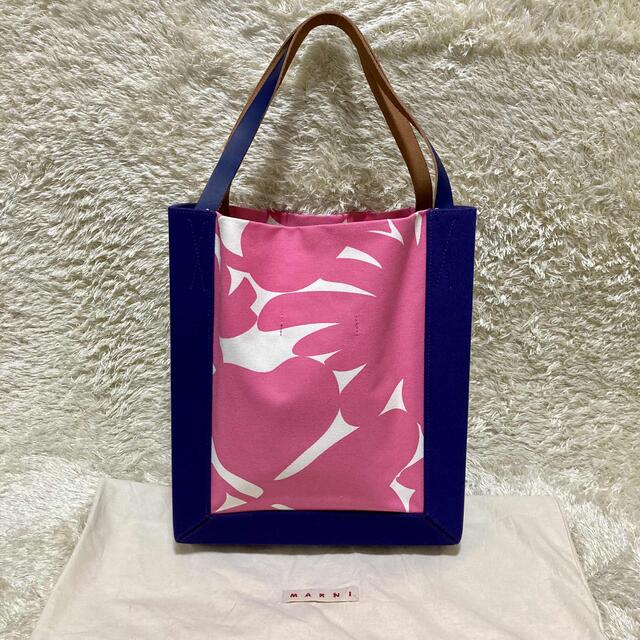 Marni(マルニ)の保存袋付き✨美品　マルニ トートバッグ ポーチ付 キャンバス 花柄 ピンク レディースのバッグ(トートバッグ)の商品写真
