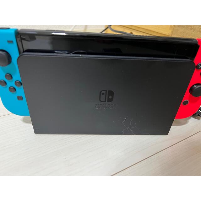 Nintendo Switch(ニンテンドースイッチ)のNintendo Switch NINTENDO SWITCH (有機ELモデ エンタメ/ホビーのゲームソフト/ゲーム機本体(家庭用ゲーム機本体)の商品写真