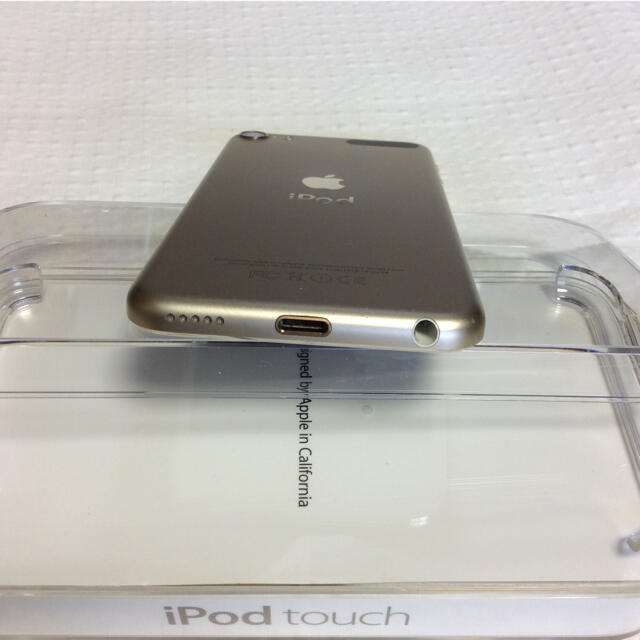 iPod touch(アイポッドタッチ)のiPod touch 第６世代 64GB ゴールド  新品未使用イヤホン付 スマホ/家電/カメラのPC/タブレット(タブレット)の商品写真