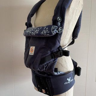 エルゴベビー(Ergobaby)のエルゴベビー アダプト ディズニー抱っこ紐 ベビザラス限定(抱っこひも/おんぶひも)