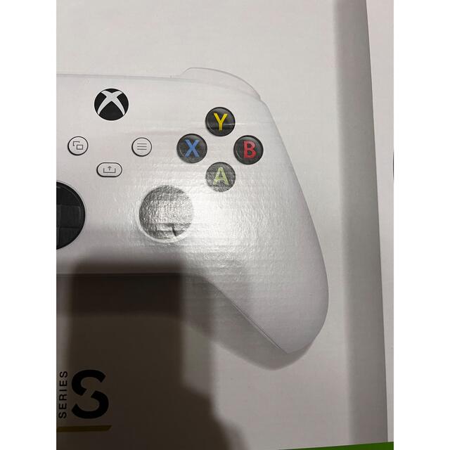Xbox(エックスボックス)のXbox Series S RRS-00015 エンタメ/ホビーのゲームソフト/ゲーム機本体(家庭用ゲーム機本体)の商品写真