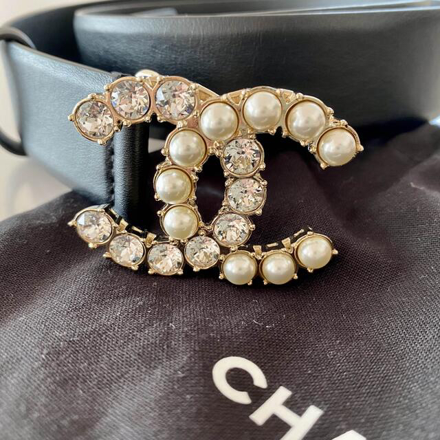 新品　未使用　CHANEL ベルト　パール　クリスタル　2020 FW 最新作