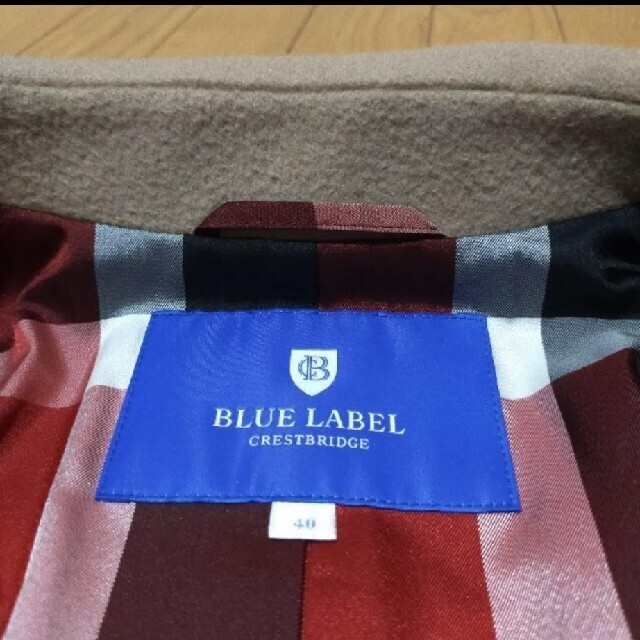 BURBERRY BLACK LABEL(バーバリーブラックレーベル)の（訳あり）BLUE LABEL　レディースロングコート レディースのジャケット/アウター(ロングコート)の商品写真