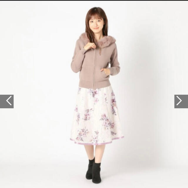 MISCH MASCH(ミッシュマッシュ)のMISCH MASCH 花柄スカート レディースのスカート(ひざ丈スカート)の商品写真