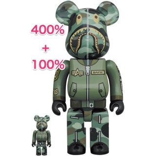 メディコムトイ(MEDICOM TOY)の新品未開封 BE@RBRICK BAPE (R) × ALPHA 400%(その他)