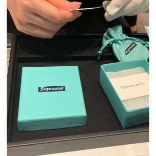 ティファニー(Tiffany & Co.)のSupreme Tiffany Heart Tag Stud Earrings(ピアス(両耳用))