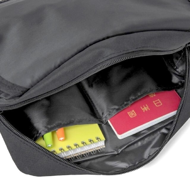 FILA(フィラ)のFILA FLAP SHOULDER BAG BOOK レディースのバッグ(ショルダーバッグ)の商品写真