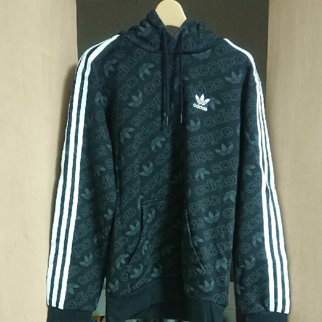 【新品未使用品】adidas originals パーカー 総柄 Sサイズ