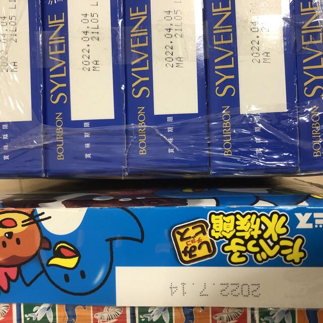 【最終値下げ 11月30日まで】お菓子 詰め合わせ 140サイズ 6