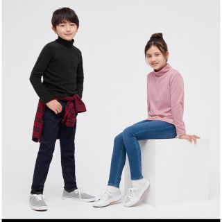 ユニクロ(UNIQLO)の☆オススメ☆フリースハイネックT ホワイト 130cm(Tシャツ/カットソー)