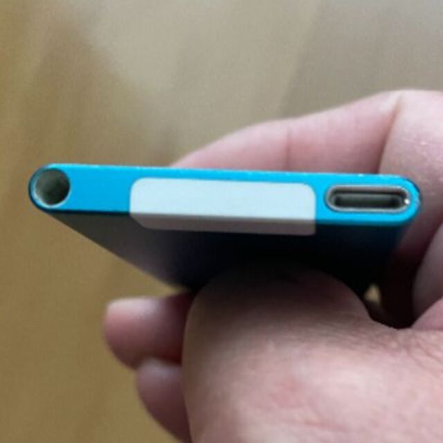 Apple iPod nano 第7世代 MD477J ブルー 16GB スマホ/家電/カメラのオーディオ機器(ポータブルプレーヤー)の商品写真