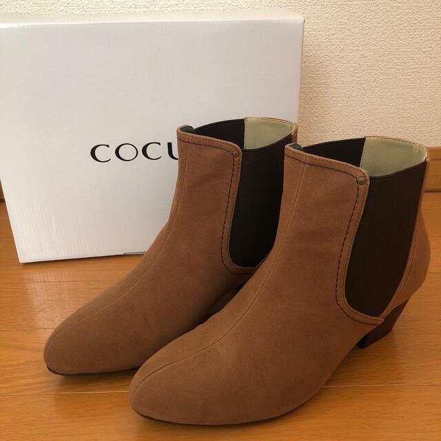 COCUE(コキュ)のCOCUEショートブーツ歩きやすい25cm定価6900税ベージュ茶色 レディースの靴/シューズ(ブーツ)の商品写真