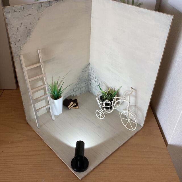 撮影に♪ MDF ドールハウス 廃墟 シャビー 背景 インスタ フィギュアの