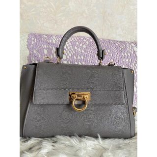 Salvatore Ferragamo - フェラガモソフィアの通販 by ミッキーナ's ...