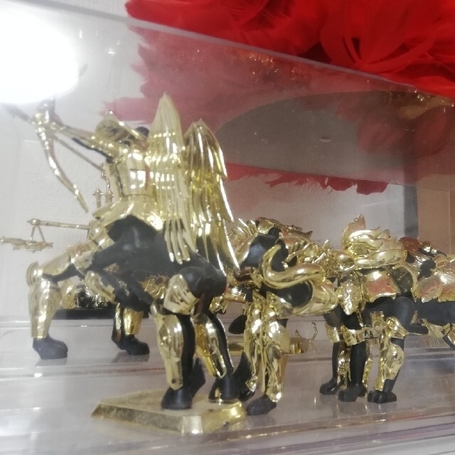 専用出品】聖闘士星矢古いおもちゃオ聖衣ブジェ12体の通販 by 風まかせ