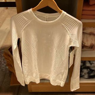 ルルレモン(lululemon)のlululemon ルルレモン Rest Less Pullover サイズ2(ヨガ)