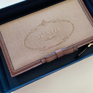 プラダ(PRADA)の【週末SALE】PRADA 二つ折り財布(財布)