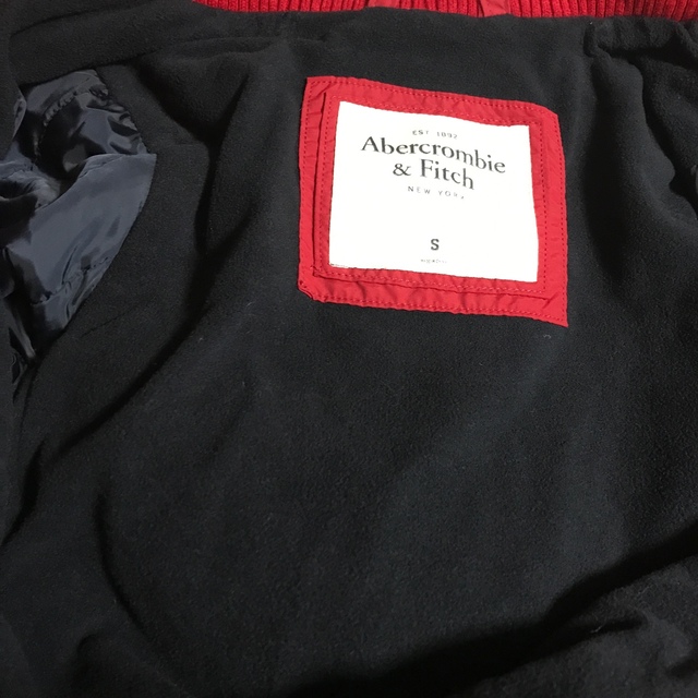 Abercrombie&Fitch メンズのジャケット/アウター(ダウンジャケット)の商品写真