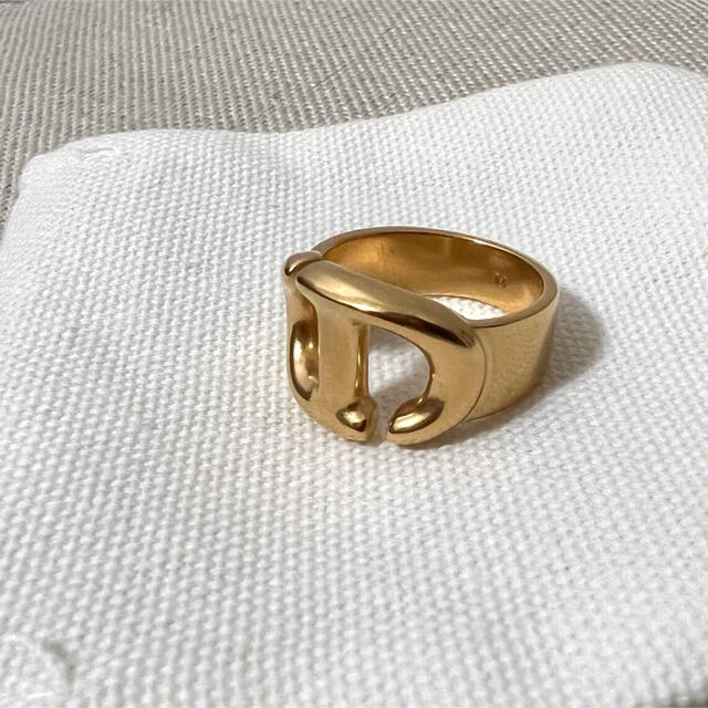 Christian Dior(クリスチャンディオール)のDior リング　ゴールド　新品未使用　 レディースのアクセサリー(リング(指輪))の商品写真