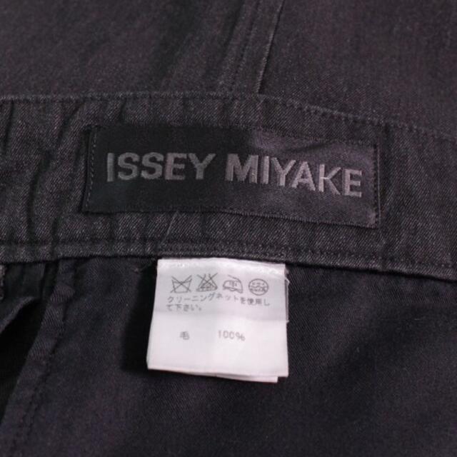 ISSEY MIYAKE(イッセイミヤケ)のISSEY MIYAKE パンツ（その他） メンズ メンズのパンツ(その他)の商品写真