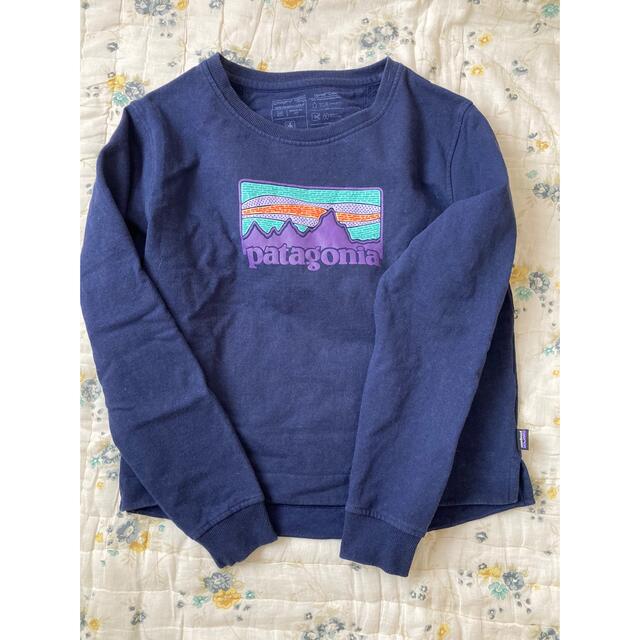 patagonia(パタゴニア)のチャコユウママ様専用🎀パタゴニアPatagonia裏起毛ロゴスエット M レディースのトップス(トレーナー/スウェット)の商品写真