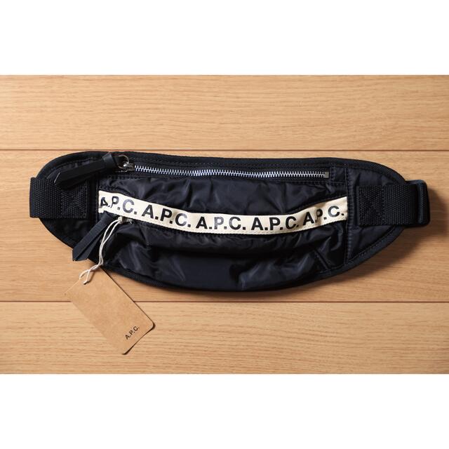 A.P.C(アーペーセー)のA.P.C ボディバック レディースのバッグ(ショルダーバッグ)の商品写真