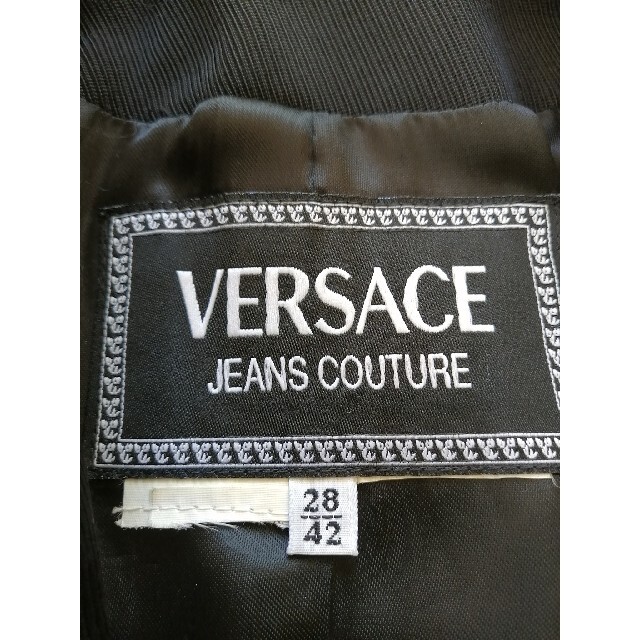 VERSACE(ヴェルサーチ)のヴェルサーチ ジャケット メデューサ スーツ フォーマル レディースのジャケット/アウター(テーラードジャケット)の商品写真