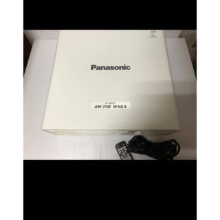 Panasonic PT-DW750JW 高輝度 7000ルーメン HDMI (プロジェクター)