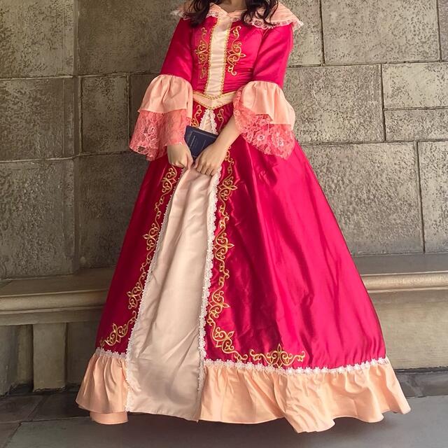 Disney(ディズニー)の愛の芽生えドレス　シークレットハニーケープ エンタメ/ホビーのコスプレ(衣装一式)の商品写真