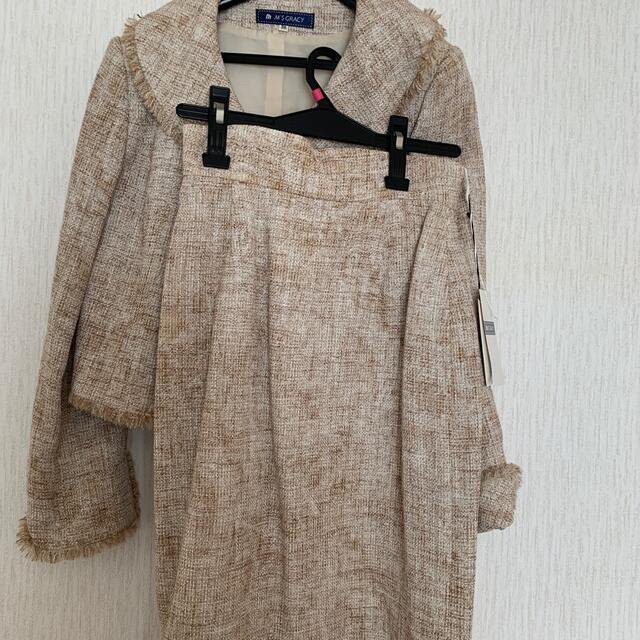 M'S GRACY(エムズグレイシー)のエムズグレイシーレディーススーツ レディースのフォーマル/ドレス(スーツ)の商品写真