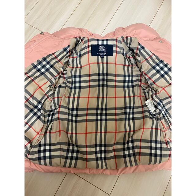 BURBERRY(バーバリー)のバーバリー　ダウンコート　110 キッズ/ベビー/マタニティのキッズ服女の子用(90cm~)(コート)の商品写真