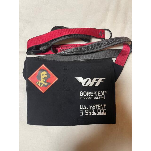 off-white サコッシュ　ゴアテックス