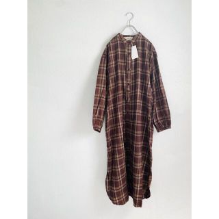 メルロー(merlot)の新品 merlot ボリュームスリーブ スタンドチェックワンピース(ロングワンピース/マキシワンピース)