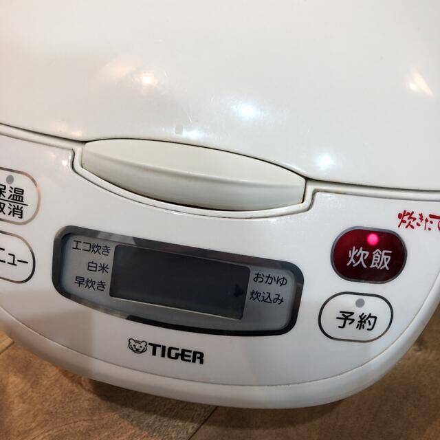 TIGER(タイガー)のジャンク　タイガーマイコン炊飯ジャー　JBG-Y 2014年製 スマホ/家電/カメラの調理家電(炊飯器)の商品写真