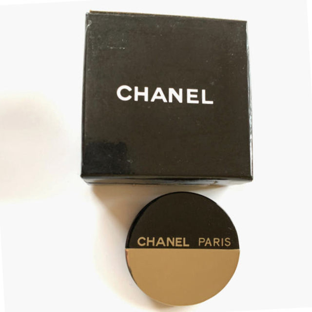 CHANELCHANEL ブローチ シャネル ラウンド シルバー ブラック