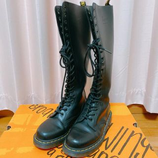 Dr.Martens - ドクターマーチン 20ホール 23cmの通販 by あん's shop