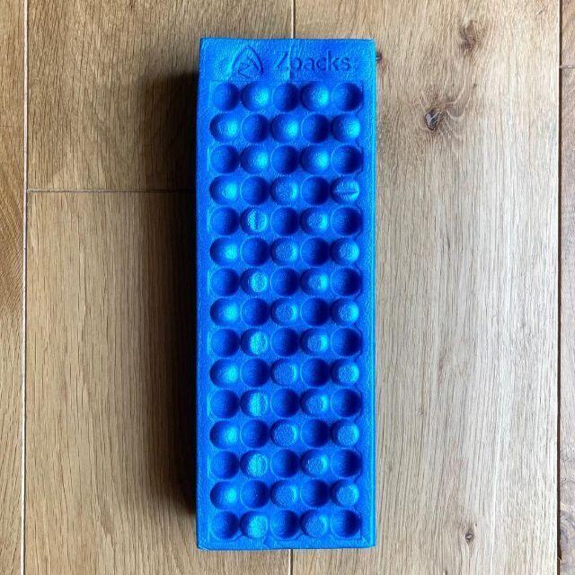 “Zpacks”ロゴ版 Foam Sit Pad シットパッド スポーツ/アウトドアのアウトドア(その他)の商品写真