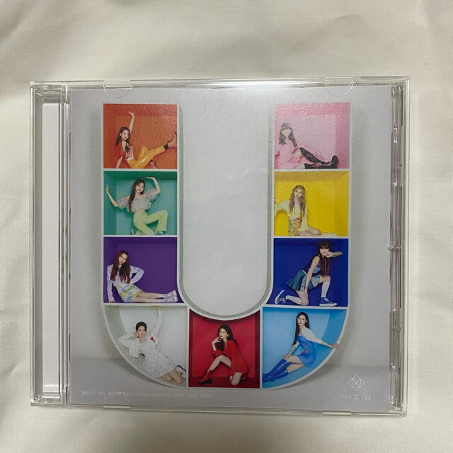 NiziU first アルバム U 通常盤 エンタメ/ホビーのCD(K-POP/アジア)の商品写真