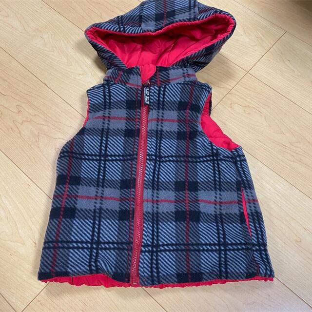 BeBe(ベベ)の中綿ベスト SLAP SLIP  キッズ/ベビー/マタニティのキッズ服男の子用(90cm~)(ジャケット/上着)の商品写真