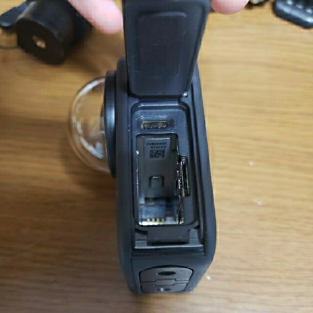 GoPro(ゴープロ)の【美品】GoPro MAX即使用セット スマホ/家電/カメラのカメラ(コンパクトデジタルカメラ)の商品写真