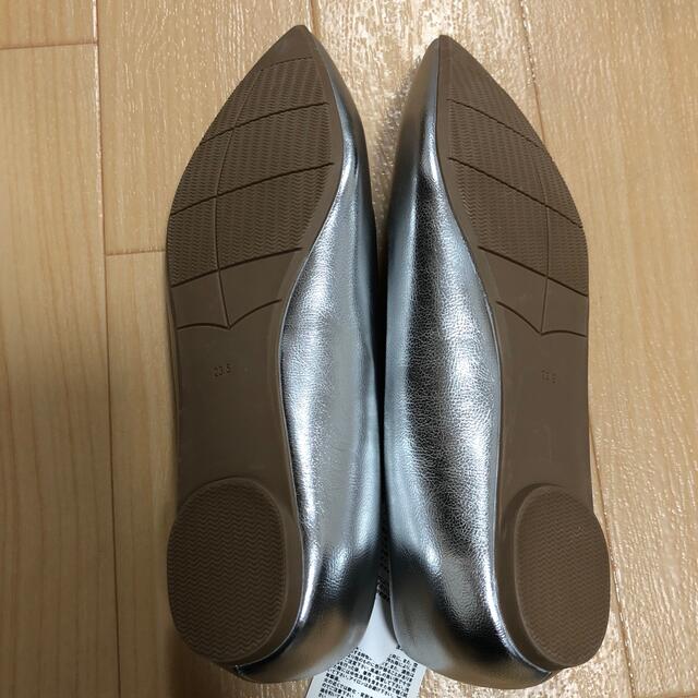 UNIQLO(ユニクロ)のUNIQLO コンフィールタッチフラットシューズ　23.5 レディースの靴/シューズ(バレエシューズ)の商品写真