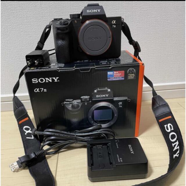 SONY(ソニー)のsony a7iii 本体 付属品付き 純正バッテリー付き スマホ/家電/カメラのカメラ(ミラーレス一眼)の商品写真