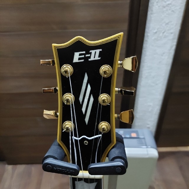 ESP(イーエスピー)のEII ECLIPSE vintage black 楽器のギター(エレキギター)の商品写真